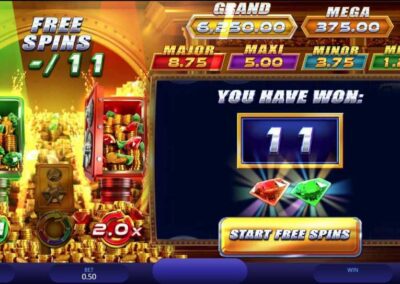 333 Boom Banks Power Combo Slot